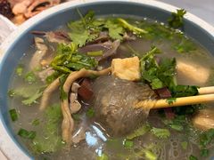 -老新隆牛肉锅贴(新街口店)