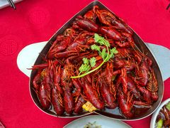 -龙巢盱眙龙虾·牛蛙·烧烤宵夜(八卦岭店)