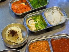 -哈哈碳都·牛肋条无限自助烤肉(台江万达店)