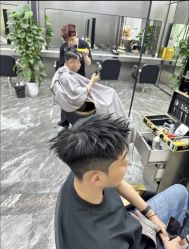 -藤野造型烫发染发