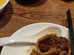 -清真吴记门钉肉饼·喜多利
