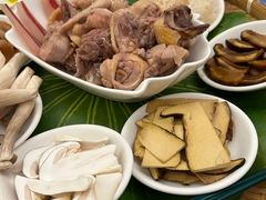 -菌林天下·野生菌汤锅