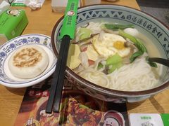 -蒙自源米线大王(东莞虎门印象店)