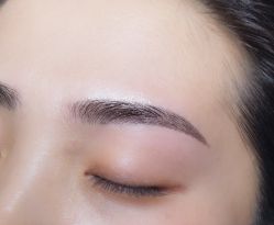 点击看大图 -Yue Show馨选·半永久纹眉纹眼线