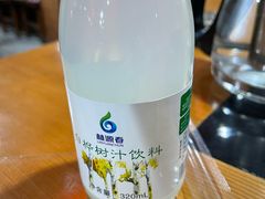 -果松木炭酸菜铜火锅·外婆参鸡汤