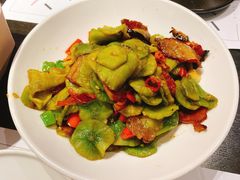 莴笋炒腊肉-渔芙南(三里屯店)