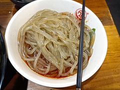 -万记麻辣烫国展总店