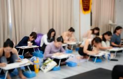 -亚太瑜伽普拉提学院