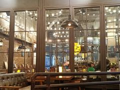 -埠口精酿夜景餐酒吧· BREWPORT BISTRO(长嘉汇重庆之眼店)
