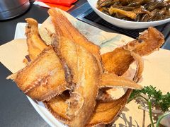 -鸭绿江海鲜烧烤大排档(杏林街店)