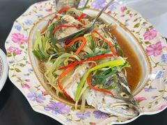 -光海鲜鱼翅餐厅(叻差拉披色路店)