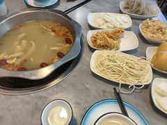 -光头药膳鸡(莱茵小镇店)