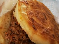 -老西关黄老太牛肉烧饼