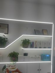 -蕾特恩专业祛痘·皮肤管理