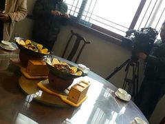 地锅小公鸡-百味地锅鸡(财校分店)