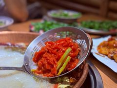 -洱火云南酸菜牛肉火锅(石景山当代商城店)