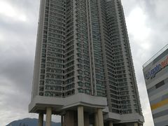 -东荟城名店仓