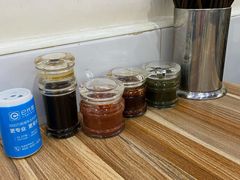 -杨记老门框百年卤煮(回龙观文华西路店)