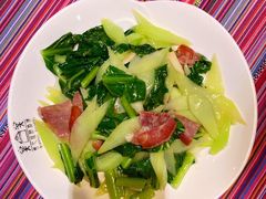 云腿炒芥蓝-香巴拉云南餐厅(华莱坞店)