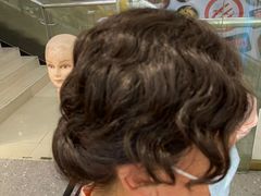 -LAQUEEN 时尚健康假发(万象城总店)