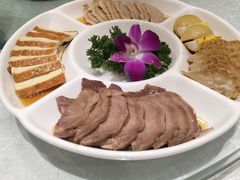 -津悦·正阳春烤鸭(红旗南路店)