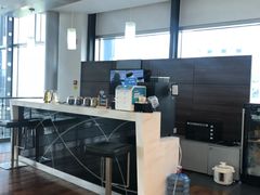 -杭州中升之星奔驰4S店(滨江店)