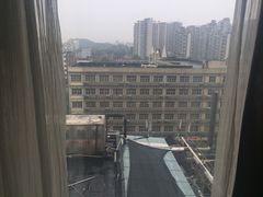 -武汉五月花大酒店(武昌火车站中南路地铁站店)