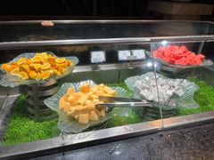 水果区-三亚海韵度假酒店·渔人码头海鲜火锅BBQ自助餐厅·落日吧