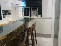 -海马体照相馆(环贸iapm大师爱情店)