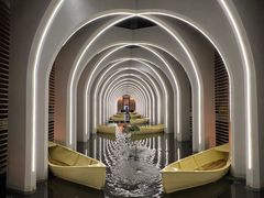 -涨巢·潮玩水疗局