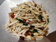 -客家大院·非遗赣南客家菜(郁孤台店)