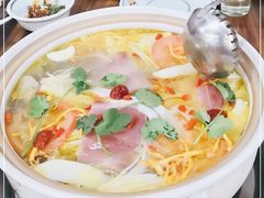 -云南印象昭通天麻火腿鸡(新疆石油花园二期店)