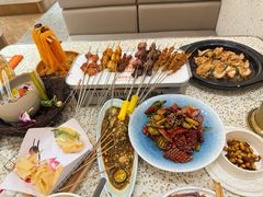-小董哥烤串·爆汁大油边(故宫店)