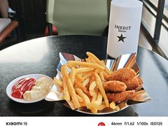 -东岸Cafe 爵士俱乐部