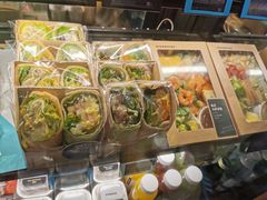 -星巴克臻选(莘庄仲盛店)
