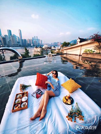 重庆首家漂浮床民宿 ，重庆浅憩In酒店