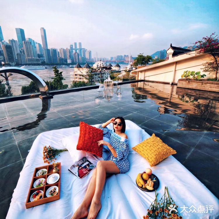 重庆首家漂浮床民宿 ,重庆浅憩In酒店