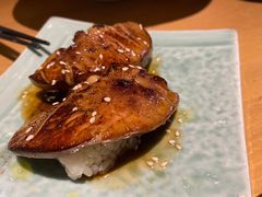 火炙秘制鹅肝寿司-沼津港渔市(宏伊国际广场店)