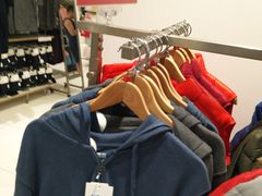 -优衣库(青岛伟东乐客城店)