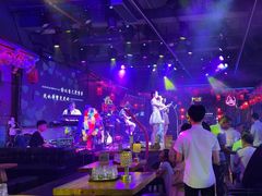 -喜鹊音乐酒馆(西街店)