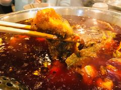 -肖肖酸萝卜鱼火锅(总店)