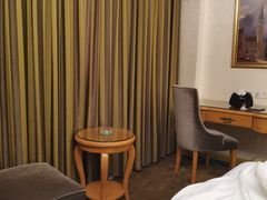 -维也纳酒店(广州番禺大石江景花园店)