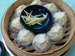 蟹黄汤包-食惠里小笼包面馆(越秀店)