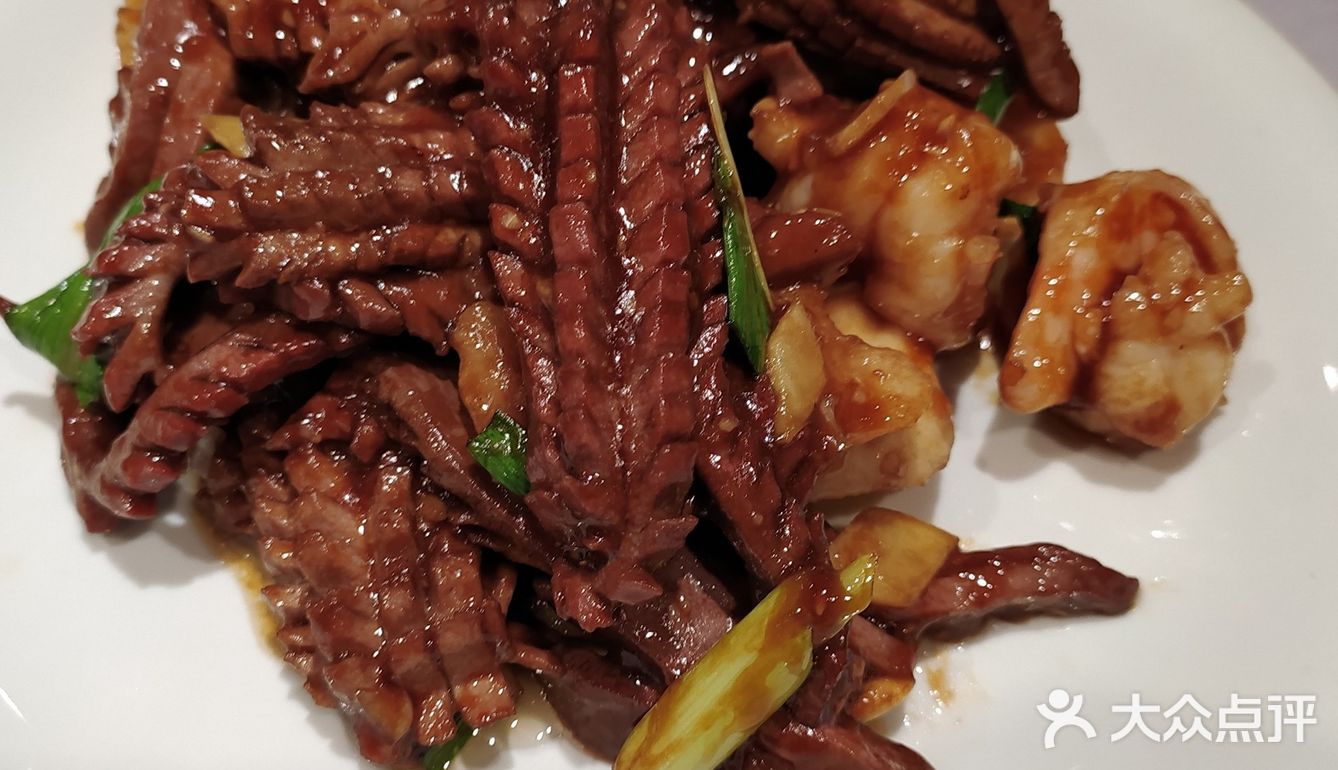 透露着浓浓老北京气息的烤鸭店