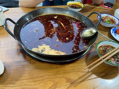 -赞花婆鲜兔辣卤火锅