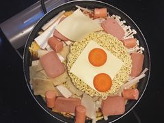 -炙韩料理·部队锅专门店