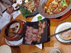 -老滇山寨•云南特色菜•地方菜•民族风情歌舞表演(金碧店)