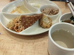 -素满香·全民食养自助(长宁龙之梦店)