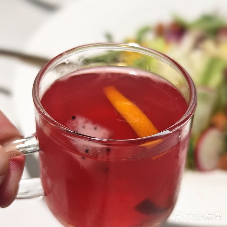 仓库不接地气，反而在天空？