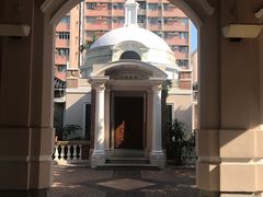 -香港大学
